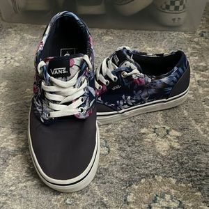 Vans Purple/Pink Floral Low Tops Size 9